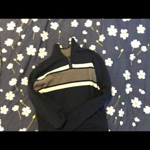 cute eddie bower cropped sweater!